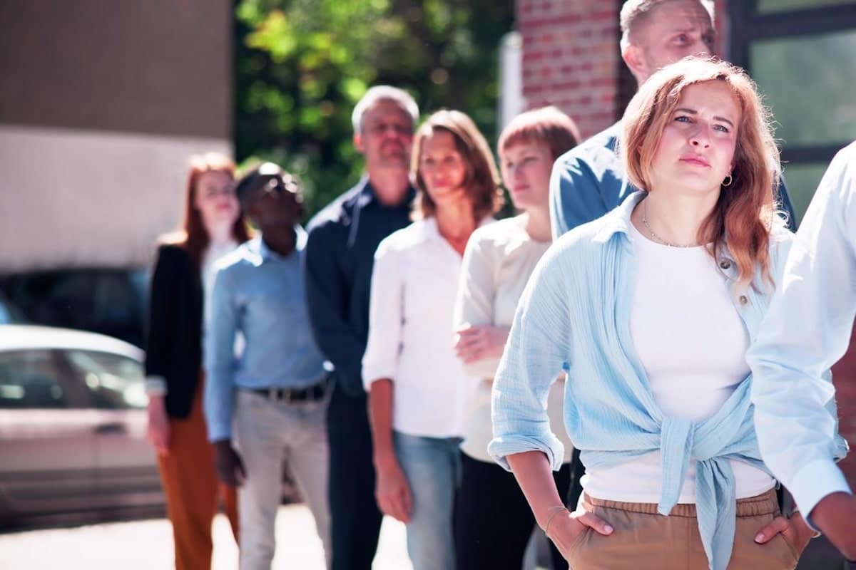 美国人申请加拿大公民证明激增，处理时间翻倍