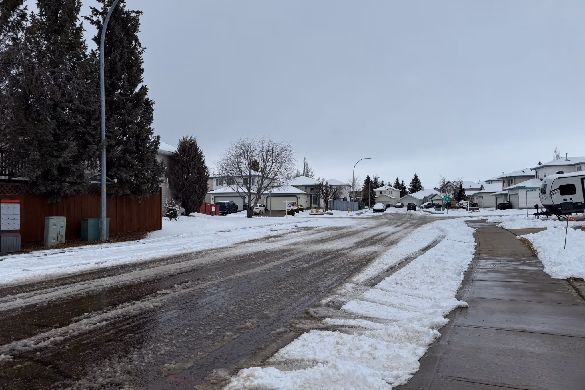 艾德蒙顿即将迎来春季暖意 雪天气将不再持续