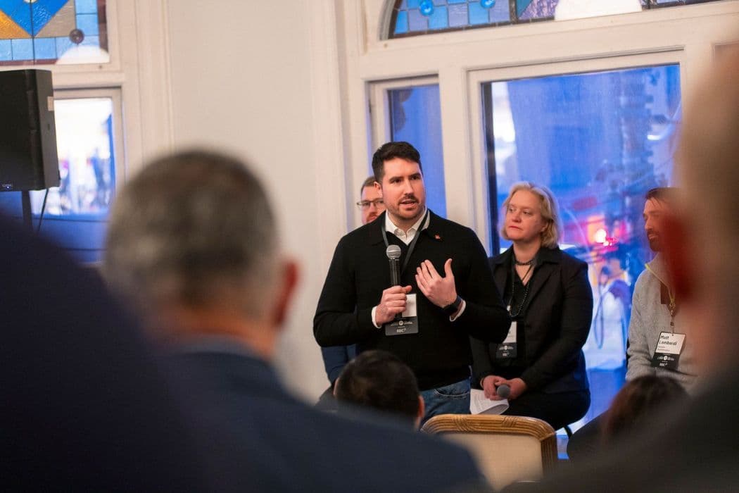 加拿大新成立的美国经济顾问委员会遭科技领袖反对