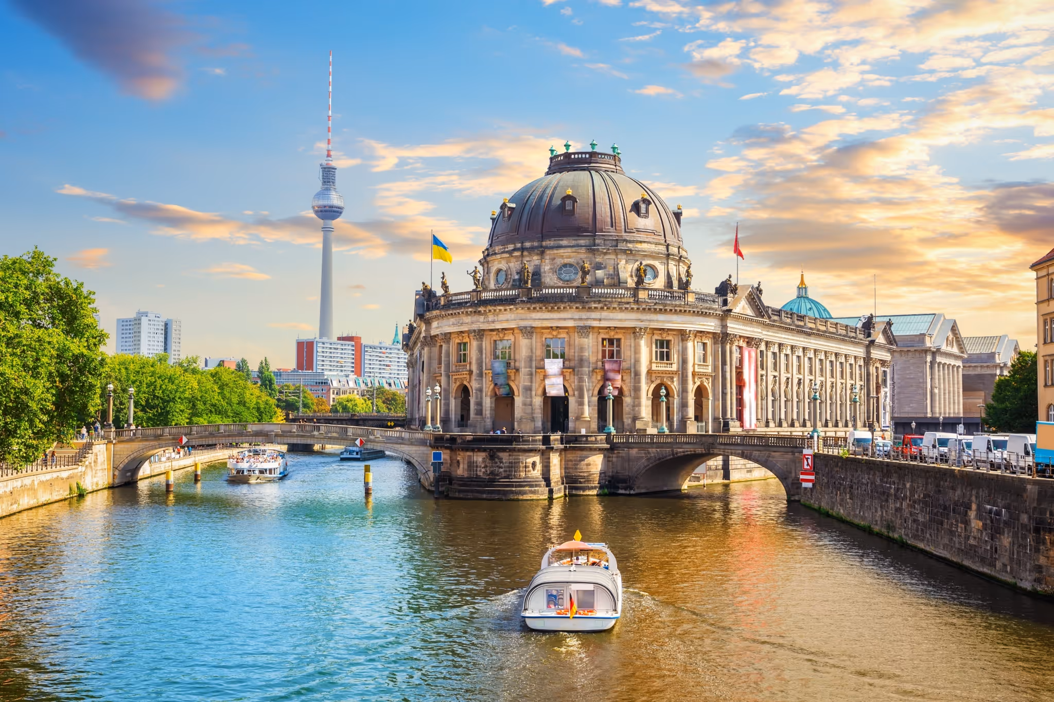 Canadian tourists could soon get freebies visiting popular city in Germany