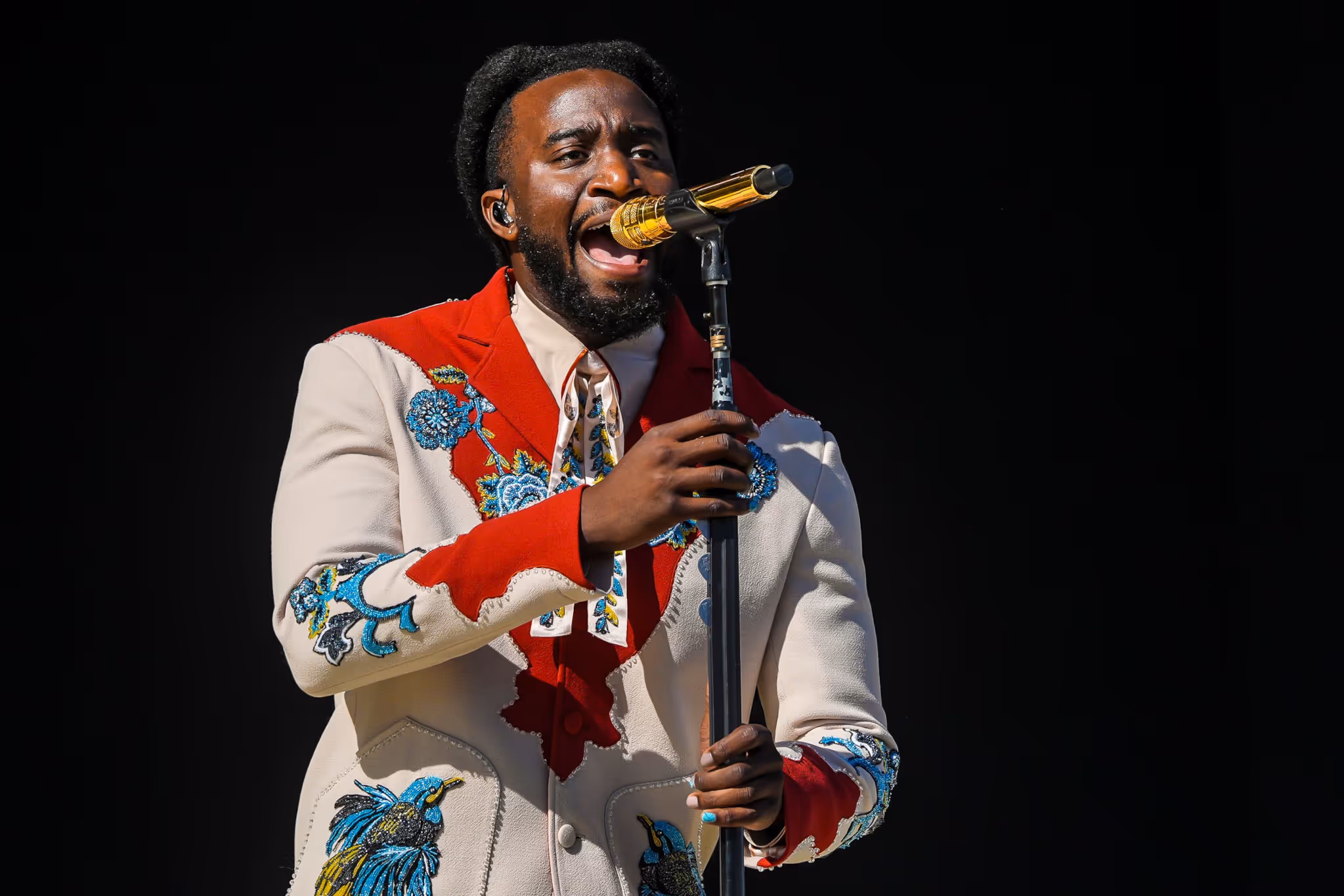 Country music superstar is coming to Vancouver on huge new tour