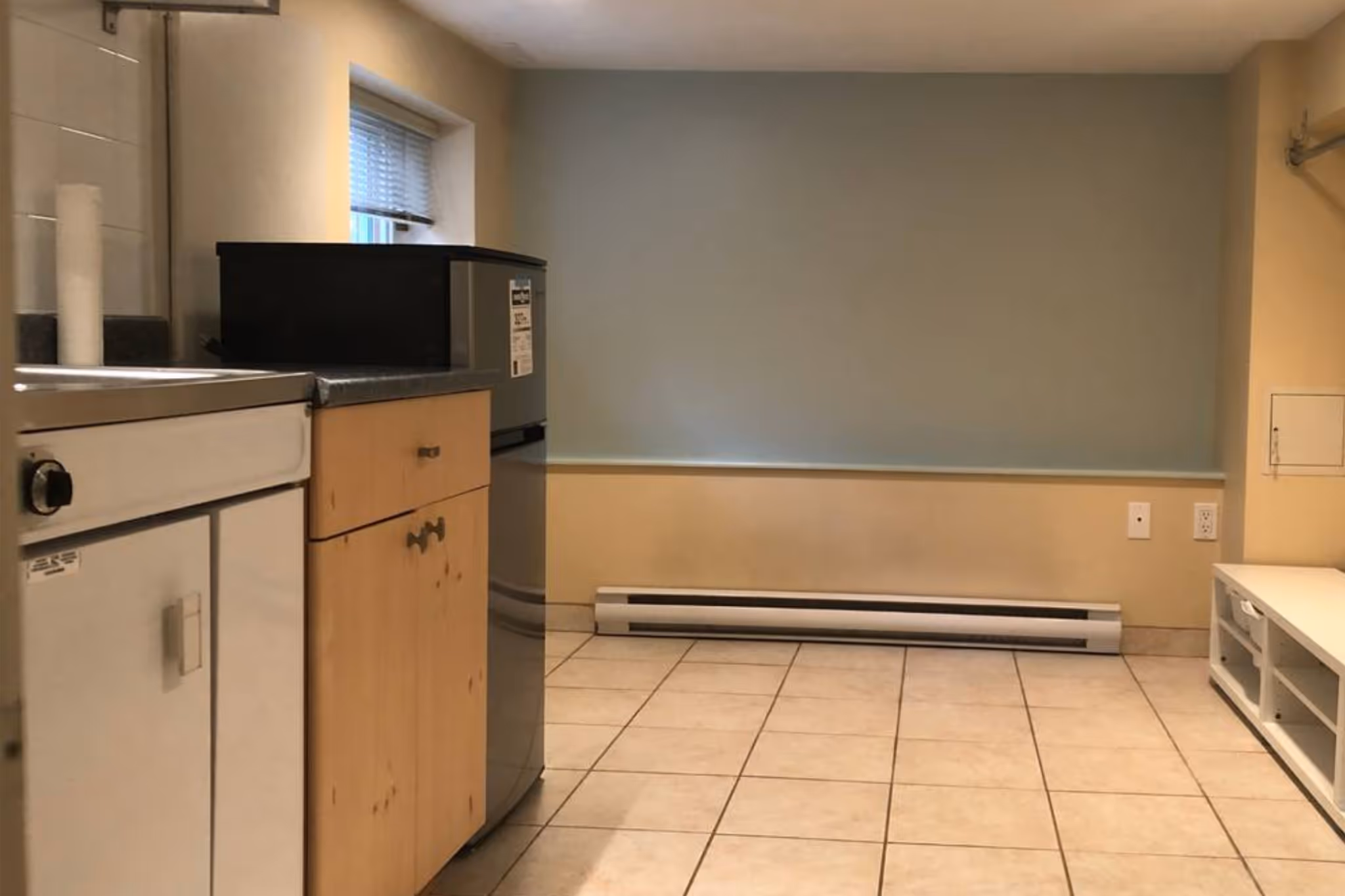'Cozy' Vancouver studio rental in a house with coin laundry is riling up some folks