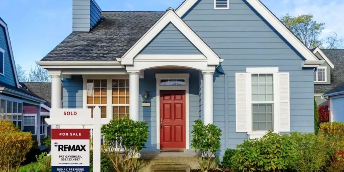 Real Brokerage To Purchase REMAX In $880M Deal