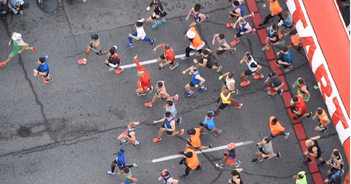 Toronto Marathon will shut down these major roads and transit routes this weekend