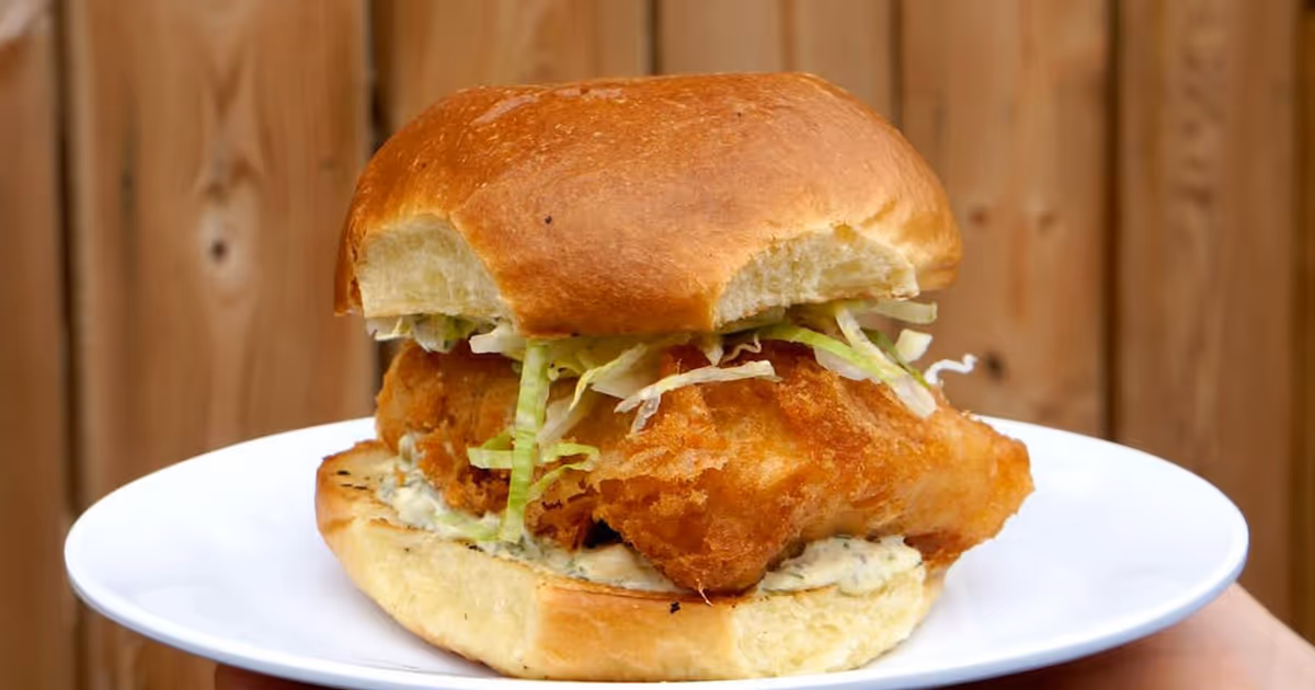 Toronto sausage business is now serving some seriously good British food