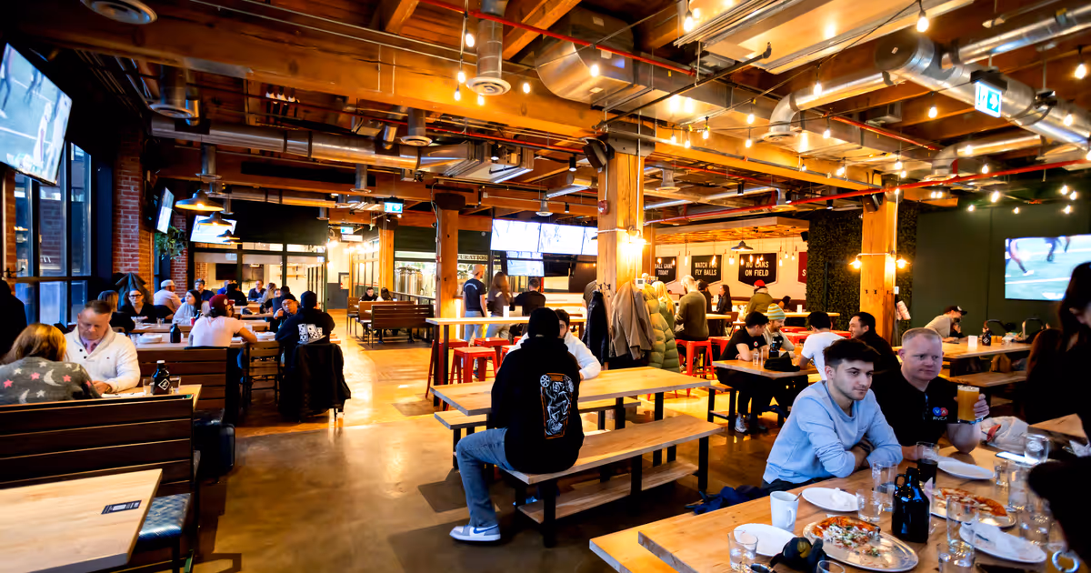 10 restaurants within walking distance of Toronto Stadium for the FIFA World Cup