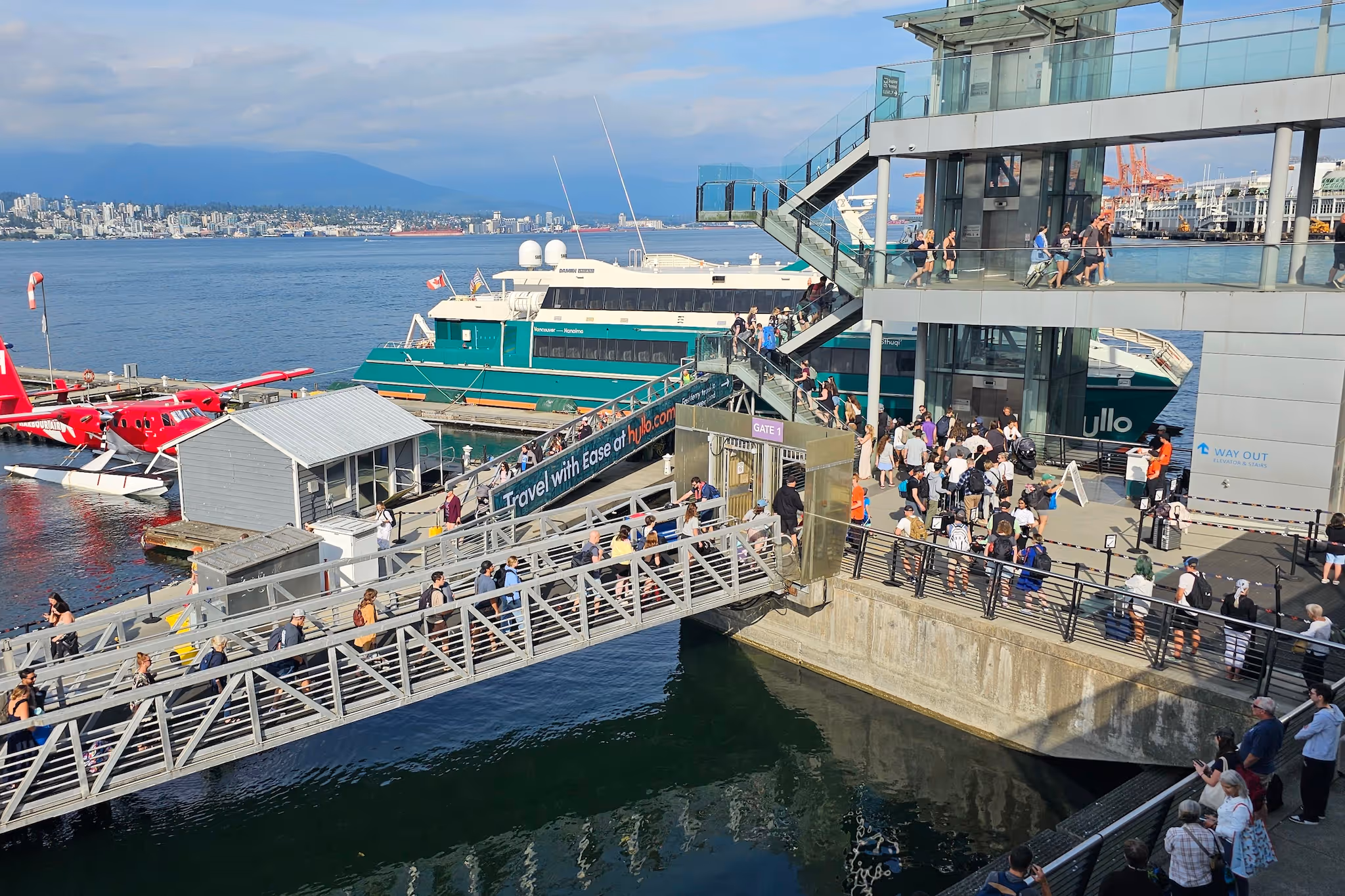 Hullo Ferries partners with nearby restaurant to create a lounge for Vancouver terminal