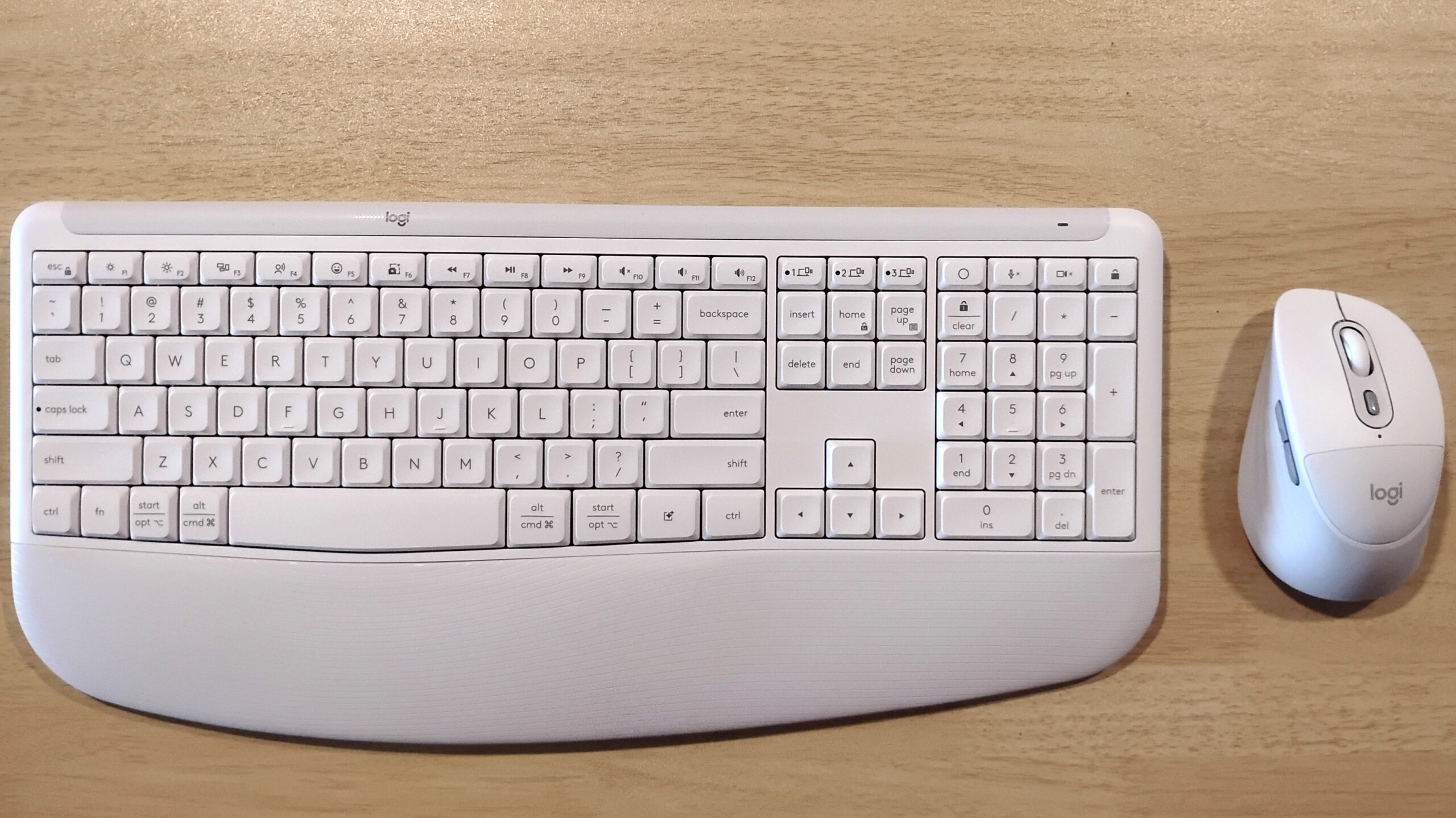 Logitech Signature Comfort Plus combines comfort and function