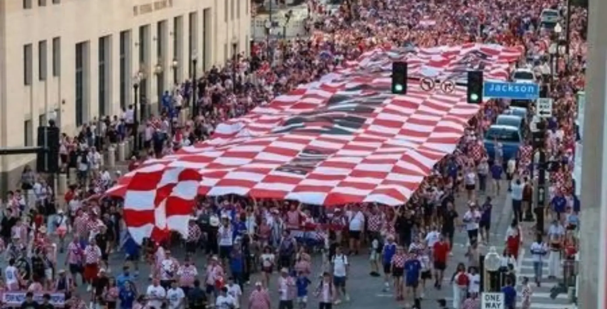 Croatia fans bring 100-metre flag to Toronto ahead of Panama showdown