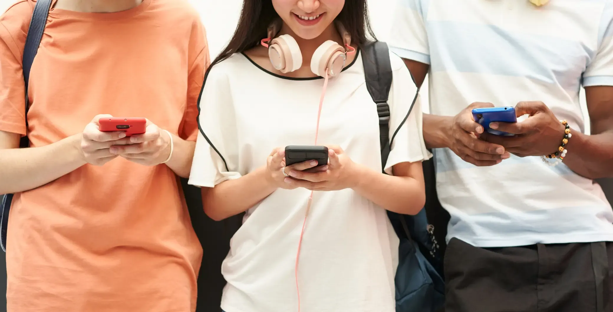 ‘We need to protect them,’ Expert weighs in as Ontario considers banning phones in schools