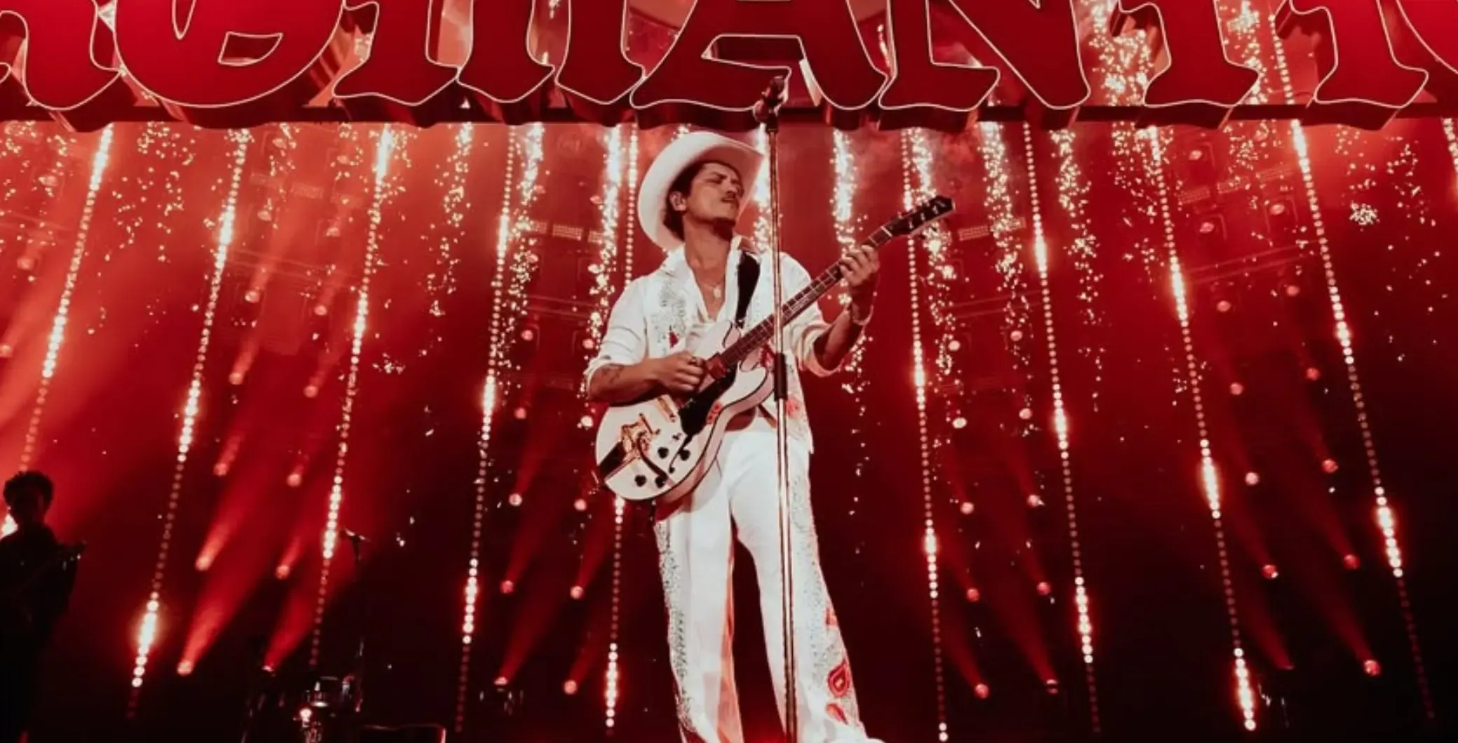 ‘He’s very important to me,’ Bruno Mars fans react to sold-out first show at Rogers Stadium