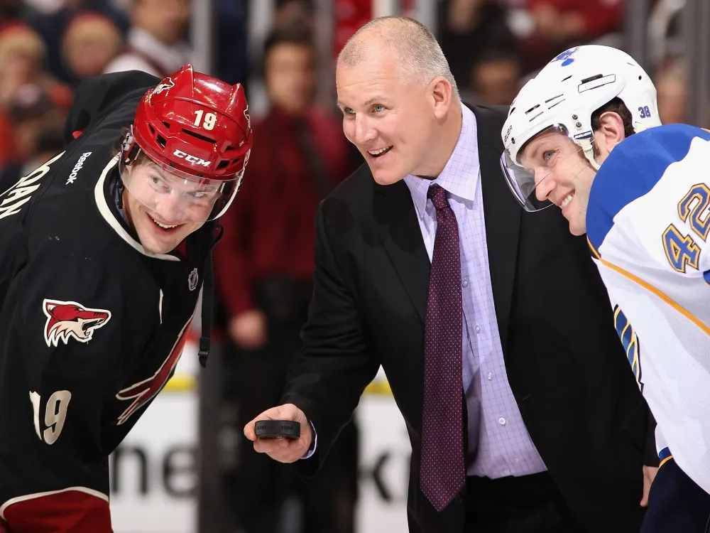 Keith Tkachuk earns spot in Hockey Hall of Fame day after son Brady traded by Senators