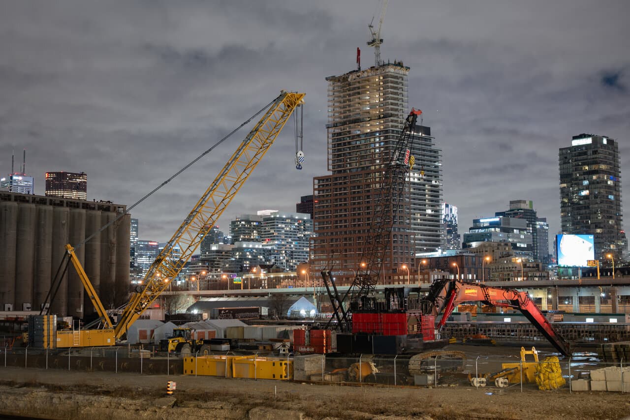 UTPro Dashboard Report: Construction on Large-Scale Projects Continues to Increase