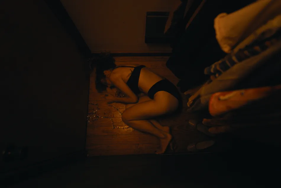 How ‘American Dollhouse’ Breaks Down Modern Anxieties and Evokes Classic Slashers With the Help of a Bloodthirsty Nosy…