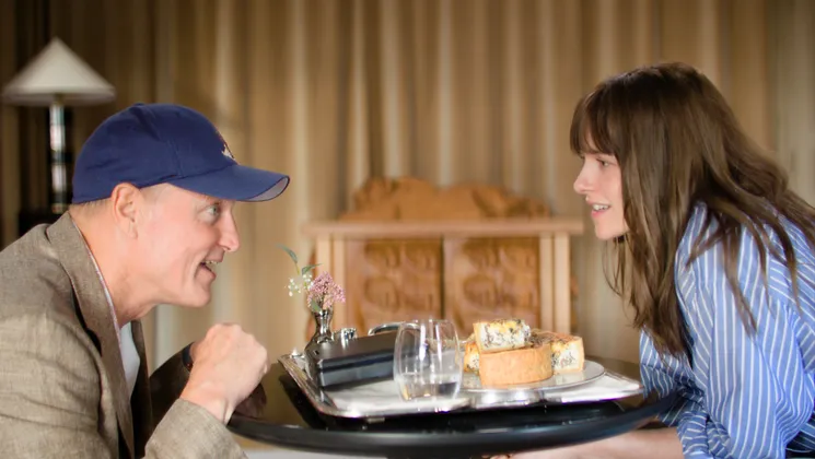 ‘Full Phil’ Review: With Woody Harrelson and Kristen Stewart Locked in a Father-Daughter Hatefest, Will Quentin Dupieu…