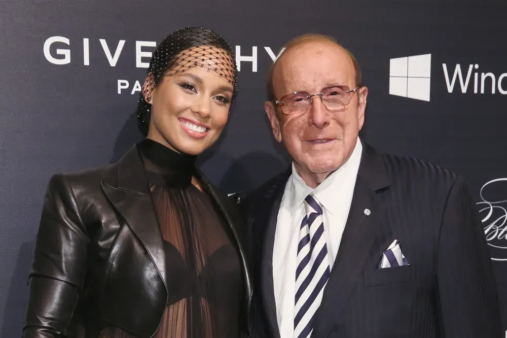 Bruce Springsteen, Alicia Keys, Dionne Warwick and More to Participate in Clive Davis’ Funeral