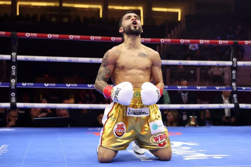 How to Watch Oscar Collazo vs. Joey Canoy Boxing Title Bout Live Online
