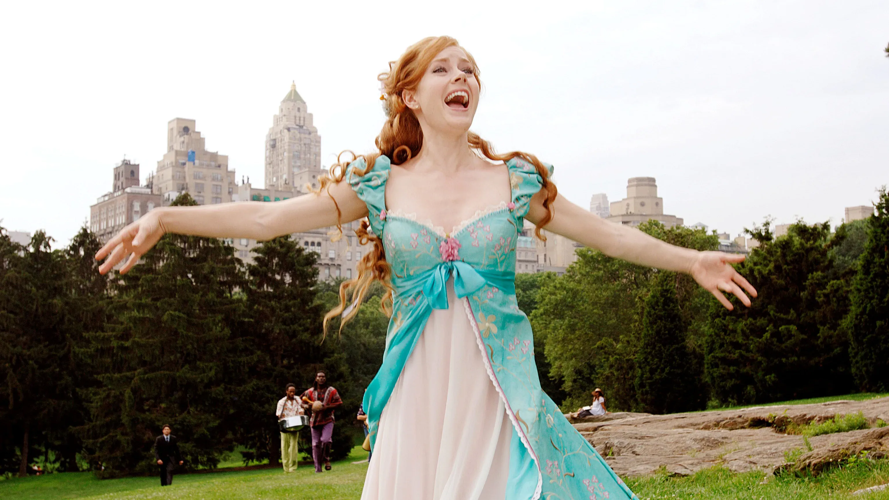 Amy Adams Shut Down a ‘Graphic’ Sketch Idea While Hosting ‘SNL’ to Protect ‘Young Girls That Were Watching “Enchanted”‘