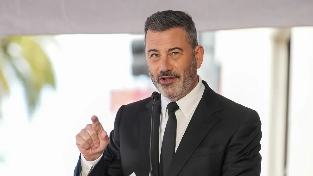 Jimmy Kimmel Cries and Calls Adam Carolla His ‘Life Partner’ at Hollywood Walk of Fame Ceremony: ‘If That Sounds Gay t…
