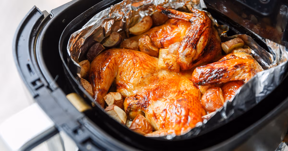 Amazon Canada giving shoppers gift cards after urgent air fryer recall