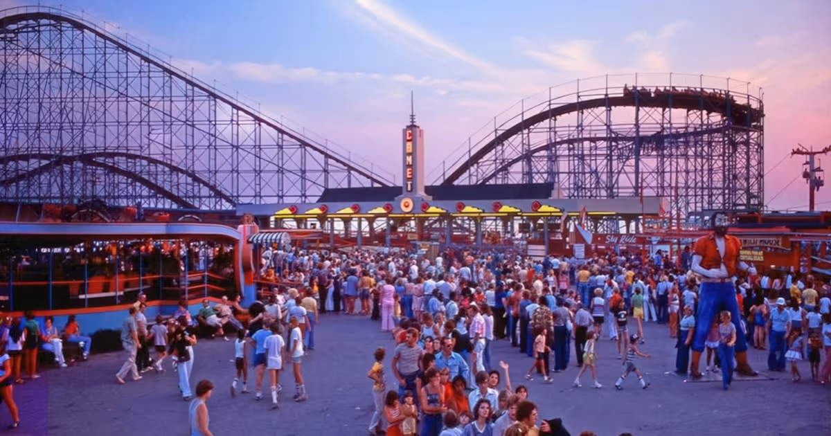 Century-old pier is all that remains of lost Ontario amusement park