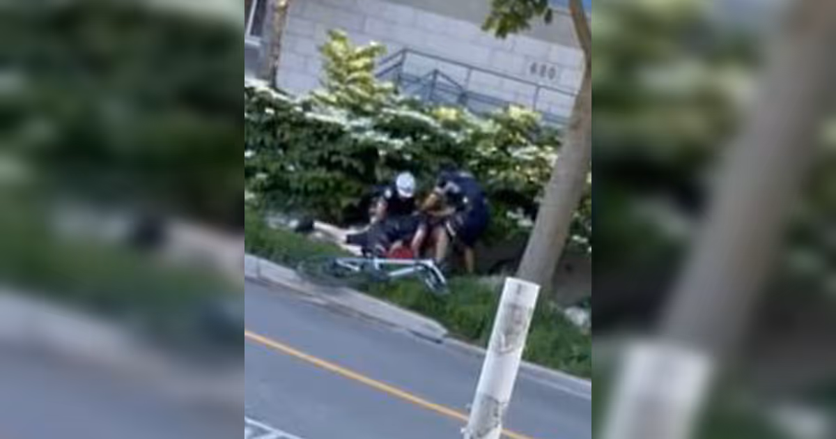 Outrage after video shows Toronto cop tackling cyclist during traffic stop