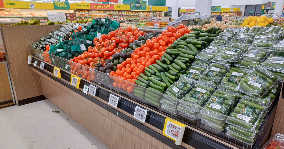 Canadians to get new government grocery rebate top-up this month