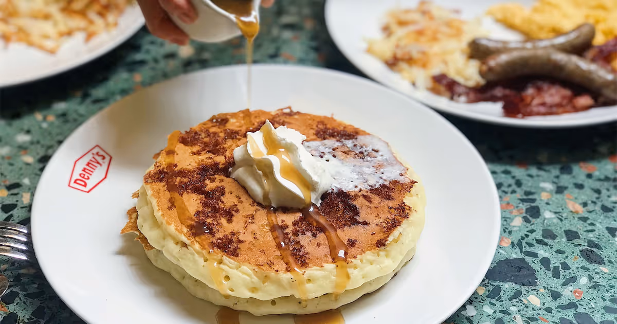 German FIFA fan gets grilled online after eating at Denny's in Toronto