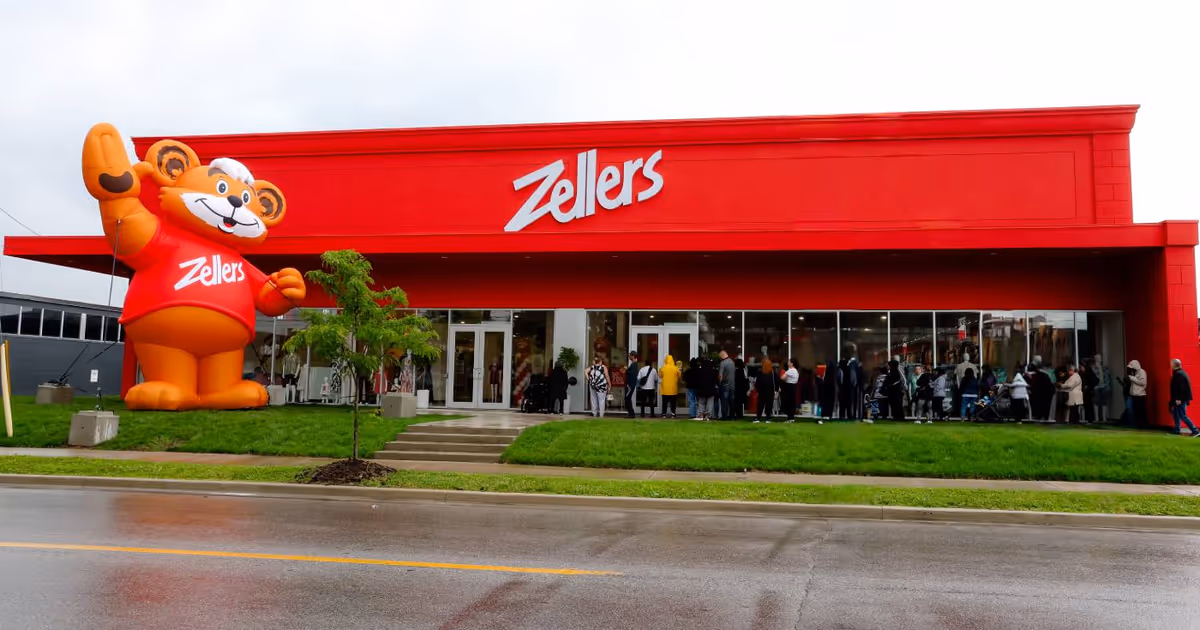 Here's what it's like inside the new Zellers location in Toronto