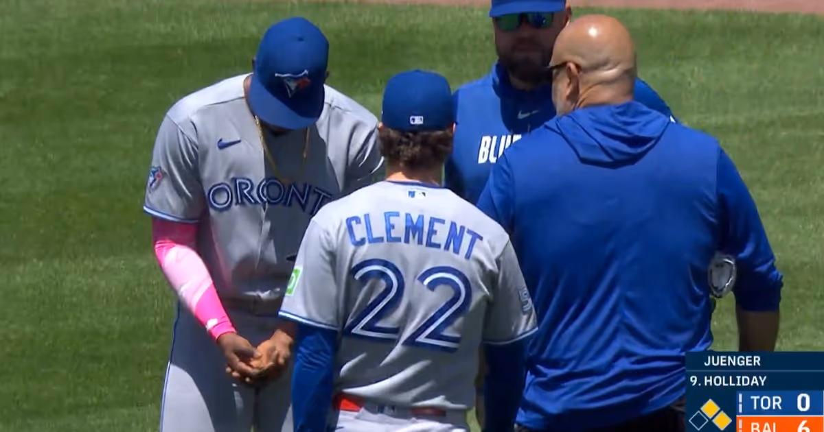 Toronto Blue Jays player injured by fan that threw baseball at him