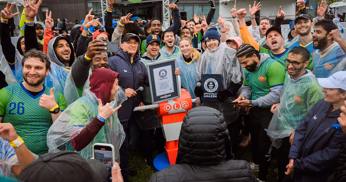 Toronto sets world record for largest game of human foosball