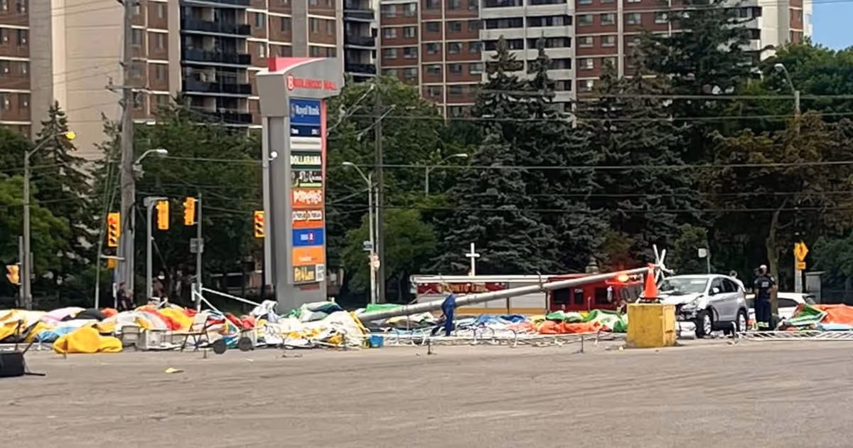 Toronto bouncy castle that calls itself 'world's largest' just collapsed
