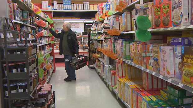 Manitoba plans to tackle 'shrinkflation' by requiring grocery stores to post unit prices across province