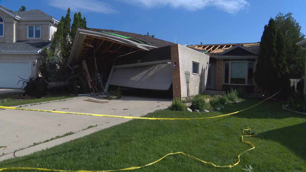 Roofs ripped off, homes damaged after storm hits Winnipeg