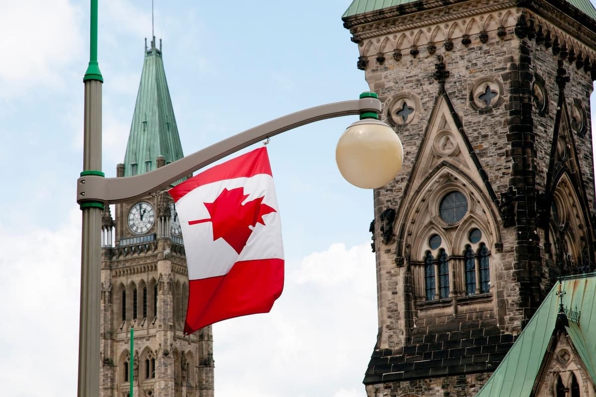 IRCC updates police certificate requirements for International Experience Canada work permits