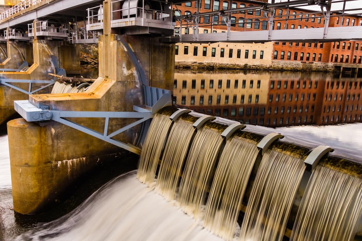 Nearly one in six Woonsocket residents may already be Canadian