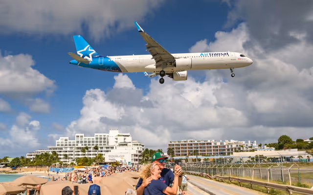 加拿大空运公司Air Transat削减航班