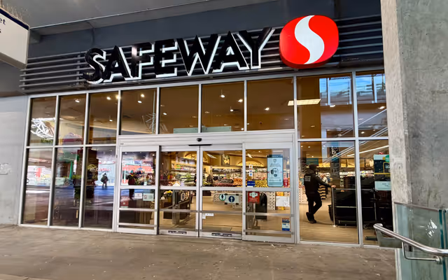 High-risk offender banned from grocery stores now living in Metro Vancouver