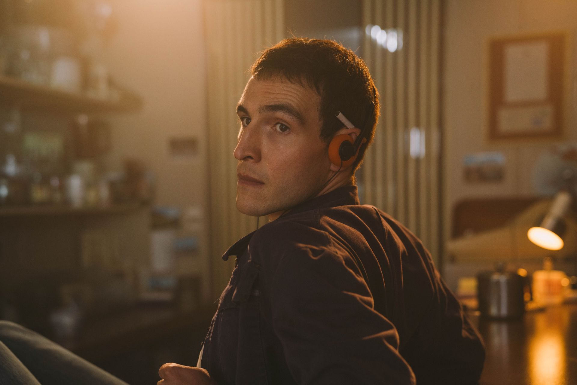 《Ancestors》影评:TIFF 2026 静悼失落世代