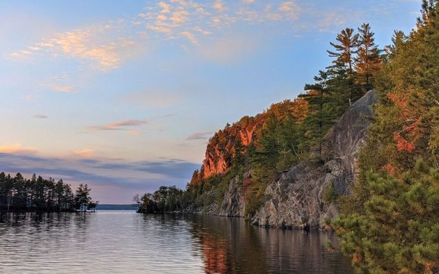 5 reasons to visit Bon Echo this fall