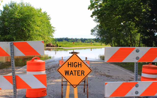 Water levels are rising in some Alberta rivers, and here's a way to track them