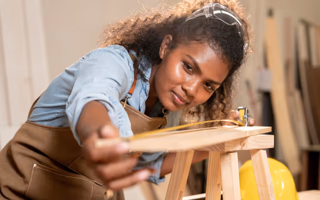 Canadians could get up to $5,000 to get certified for in-demand jobs