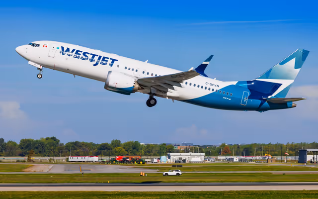 WestJet restoring flights after tentative agreement ends cabin crew strike