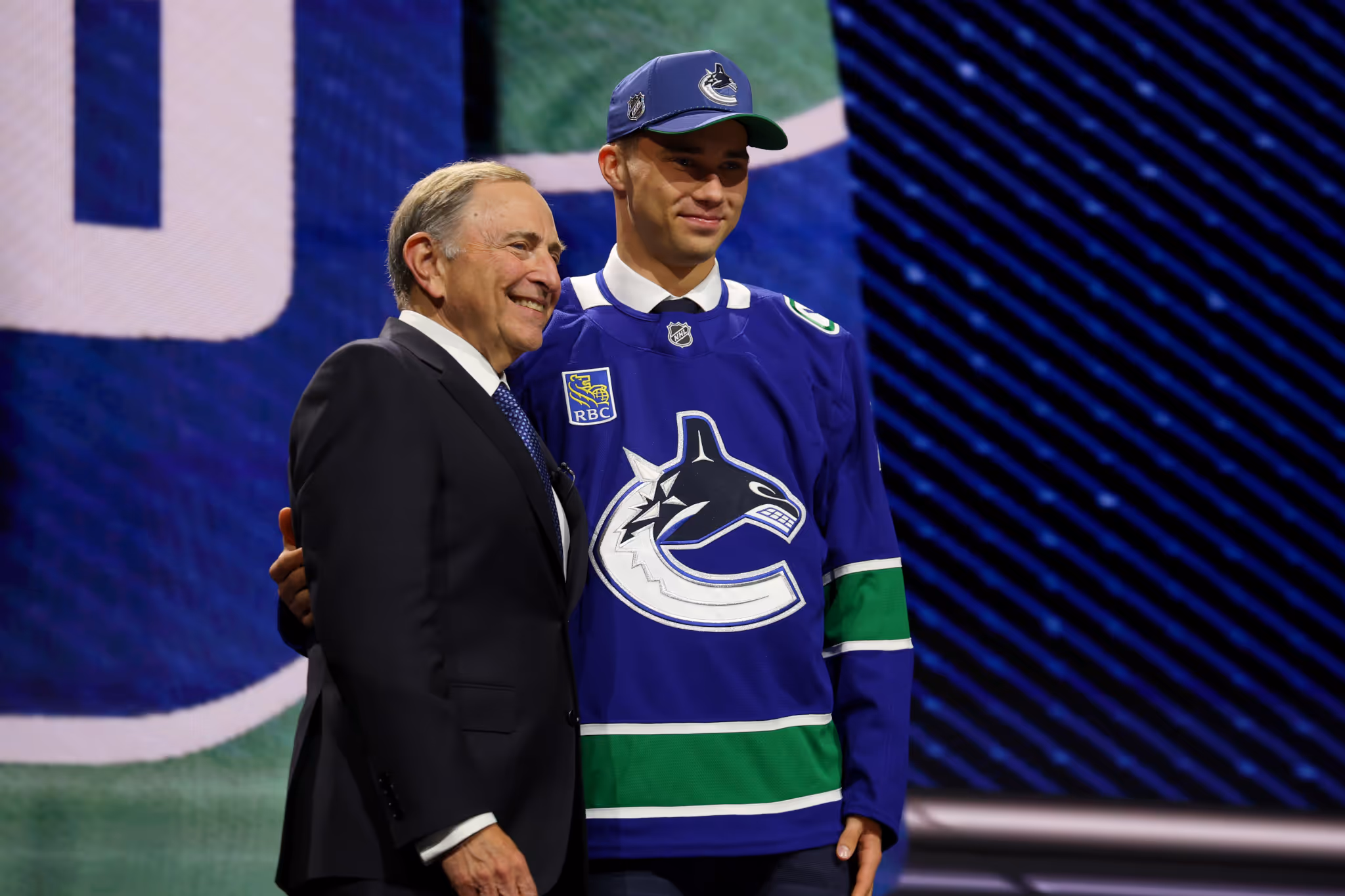 Canucks' Adam Novotny scores stunning goal at Prospect Showcase