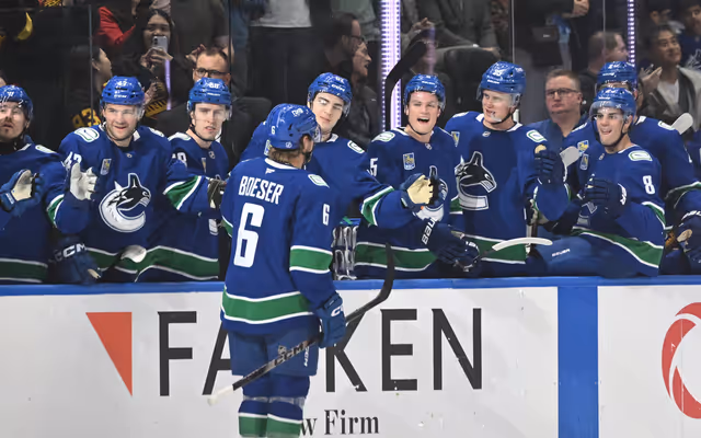 Canucks' 'egoless' locker room a refreshing change