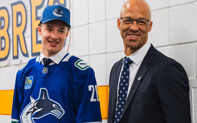 Canucks' Manny Malhotra opens up about challenges of coaching his son