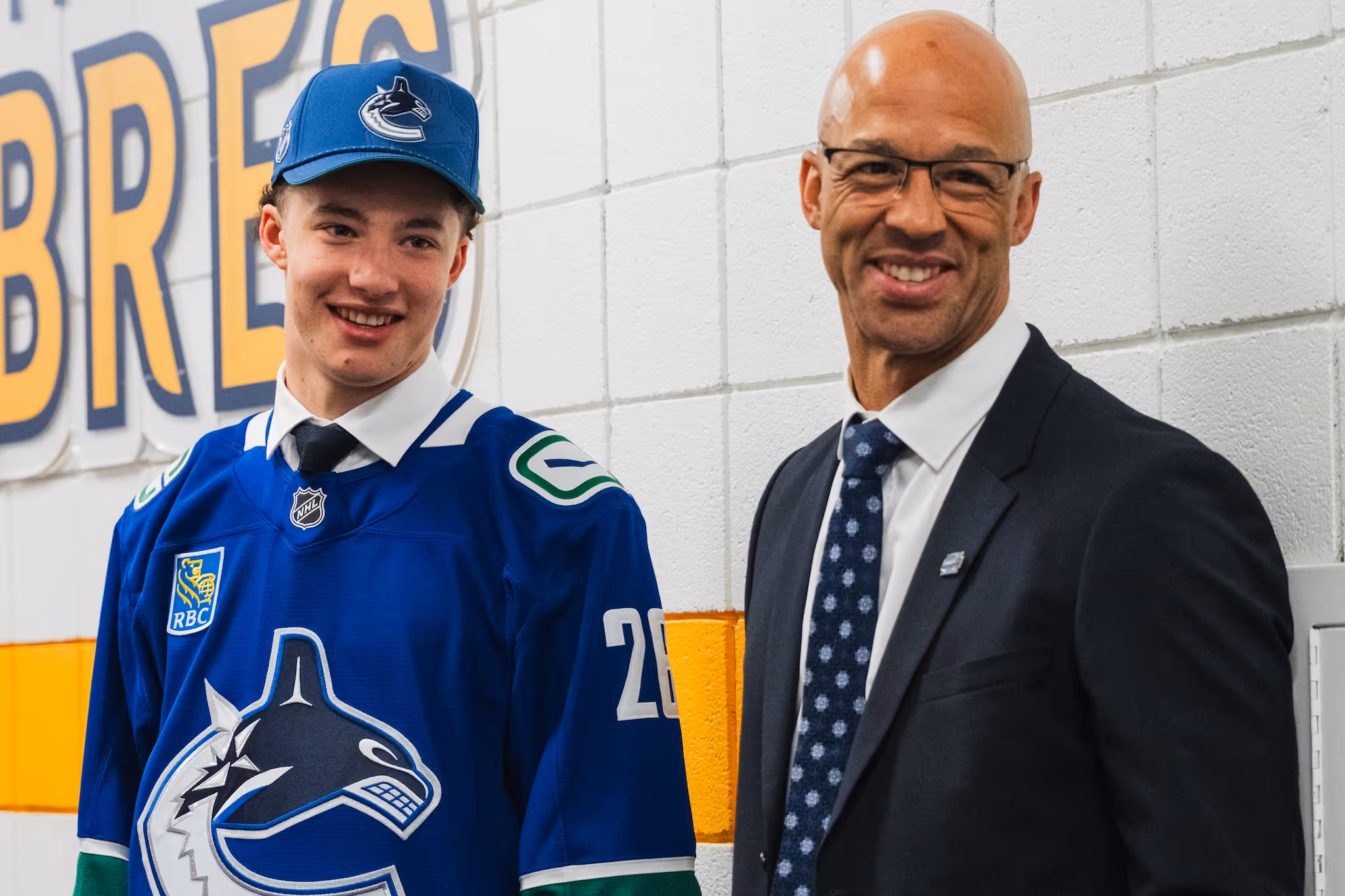 Canucks' Manny Malhotra opens up about challenges of coaching his son