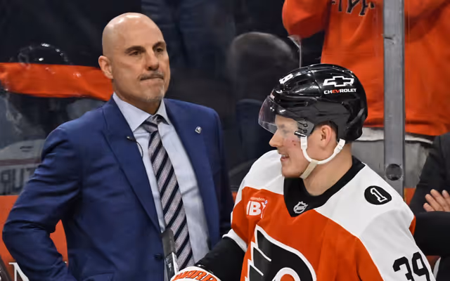 Ex-Canucks Tocchet has second thoughts about his treatment of Flyers forward
