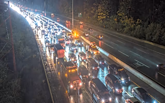 Two dead in 'devastating' collision that closed Highway 1 in Burnaby for 10+ hours