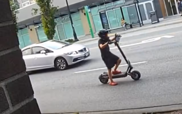 Dad fined for letting underage child ride e-scooter in heavy North Vancouver traffic